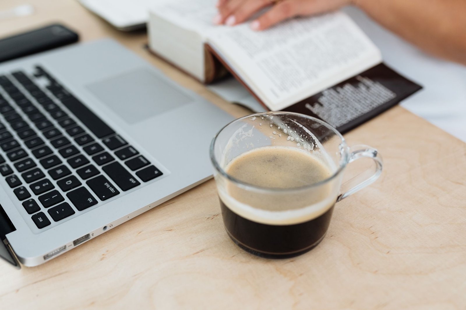 Marketing de Contenidos B2B en Chile: Estrategias que Generan Resultados Reales